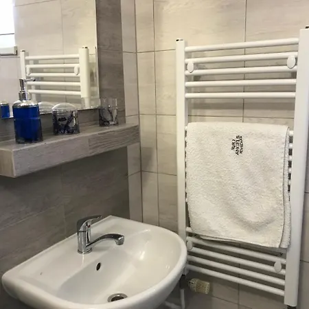 بيت ضيافة Avio Angels 3*